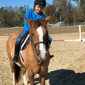 Meet your Posher, Chloe